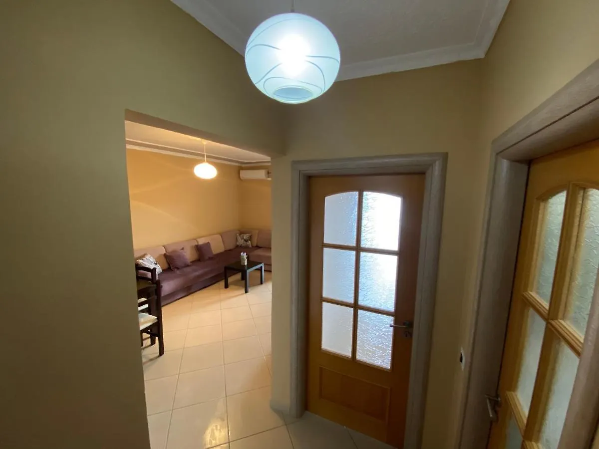 Ami'S Cozy Apartment Sarande
