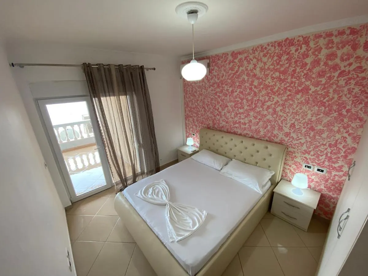 Ami'S Cozy Apartment Sarande 0*,
